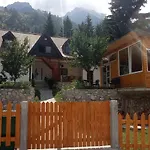 Bujtina Albjoni 3*